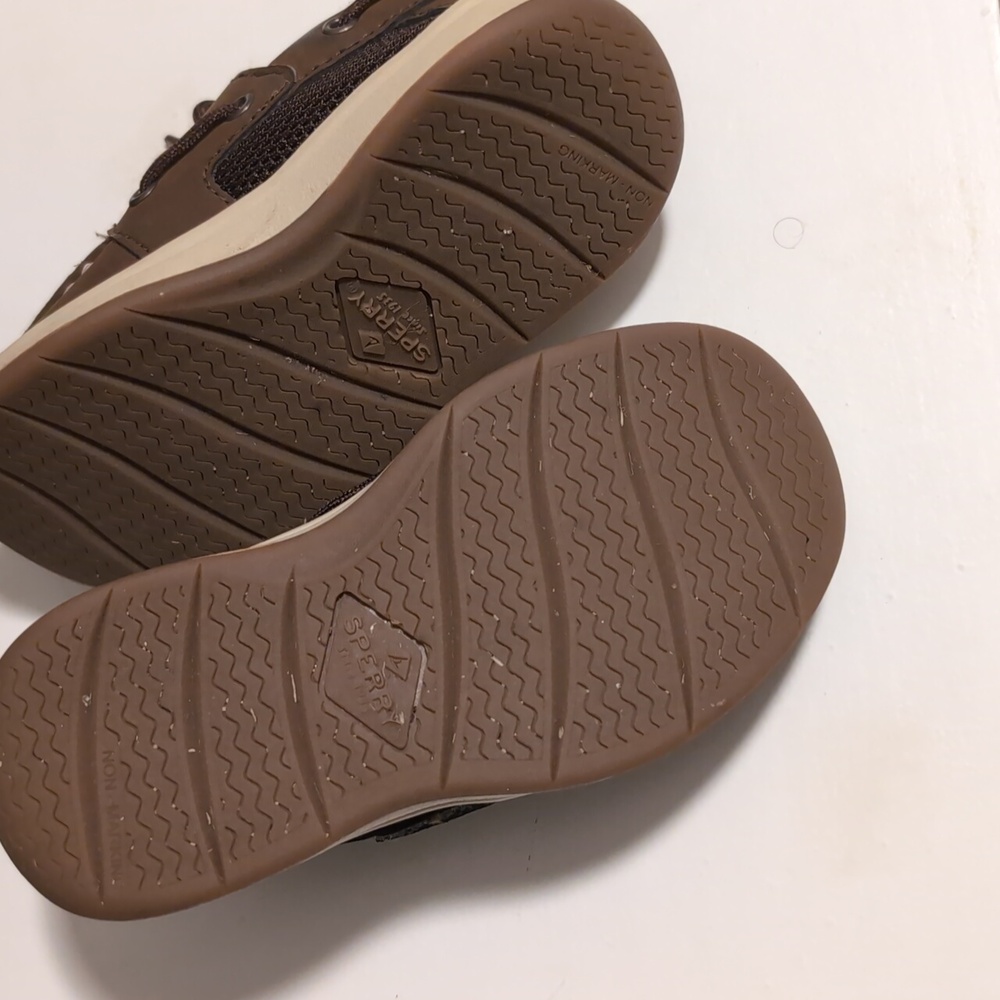 Sperry's - Picture 3 of 3